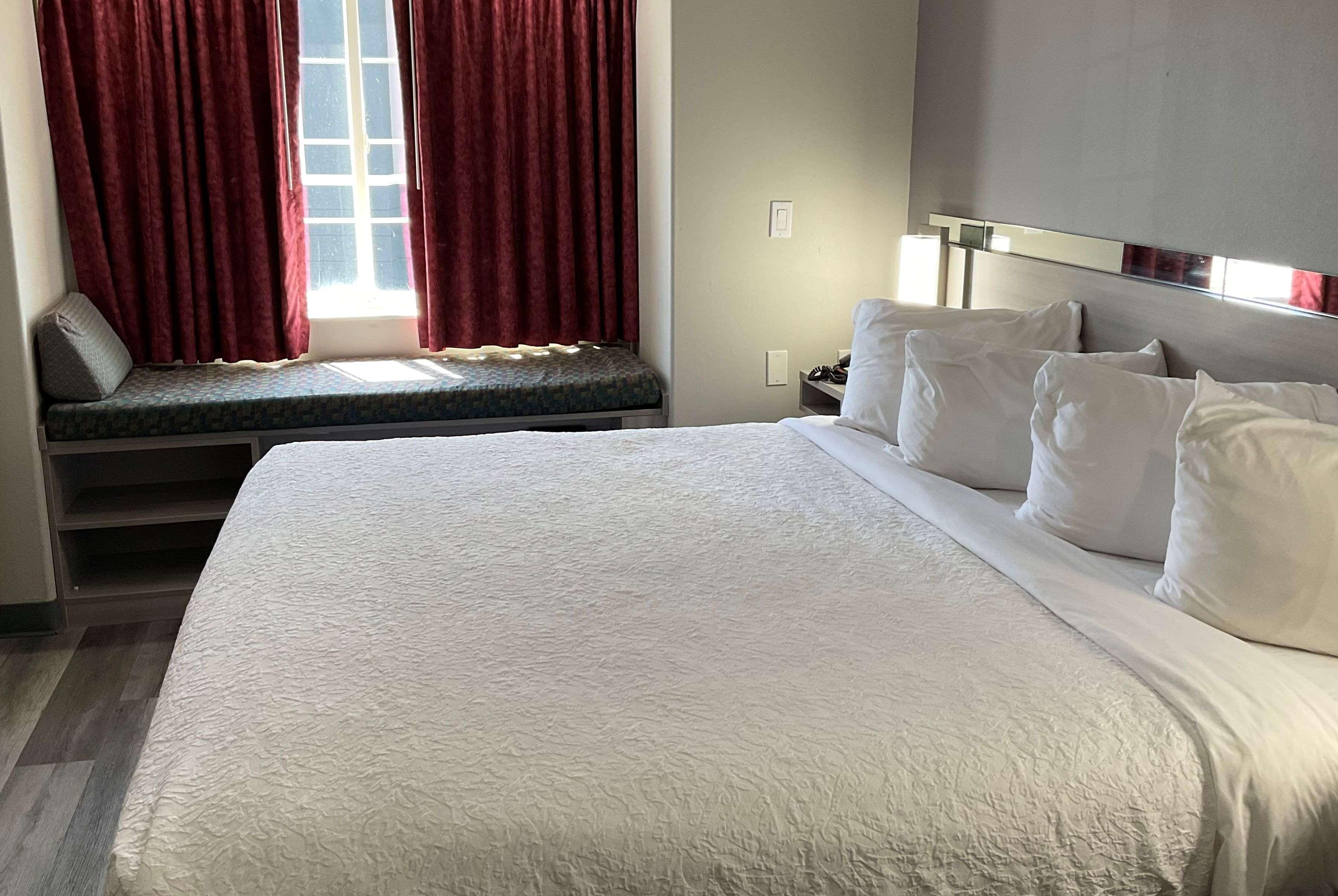 Microtel Inn And Suites Clarksville Kültér fotó