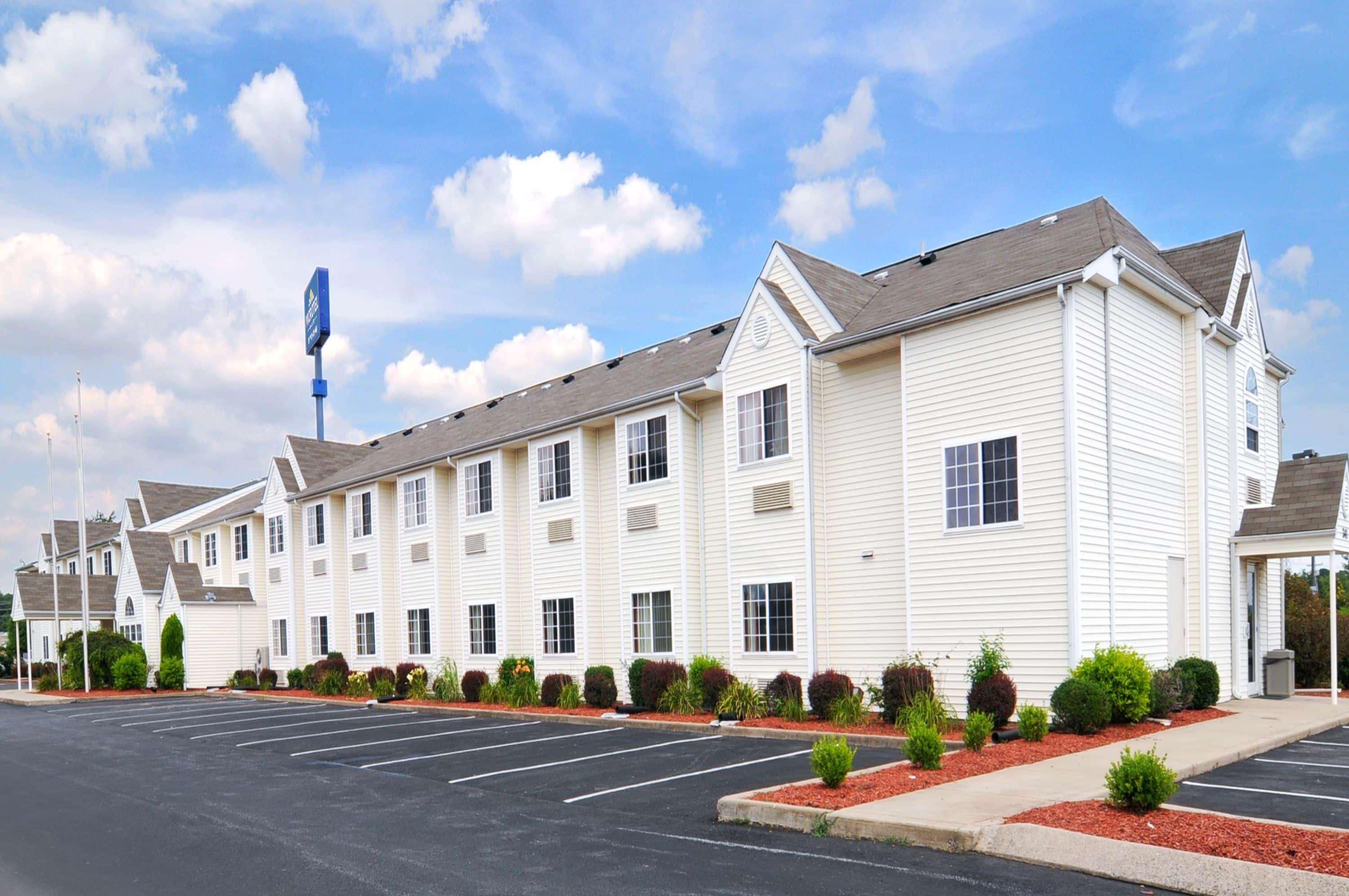 Microtel Inn And Suites Clarksville Kültér fotó